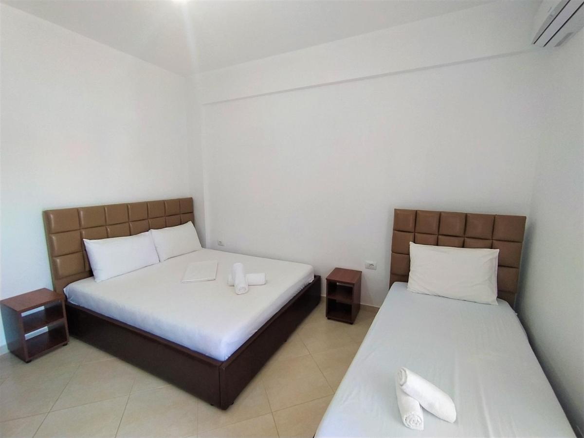 Ahmeti Rooms Ксамил Екстериор снимка