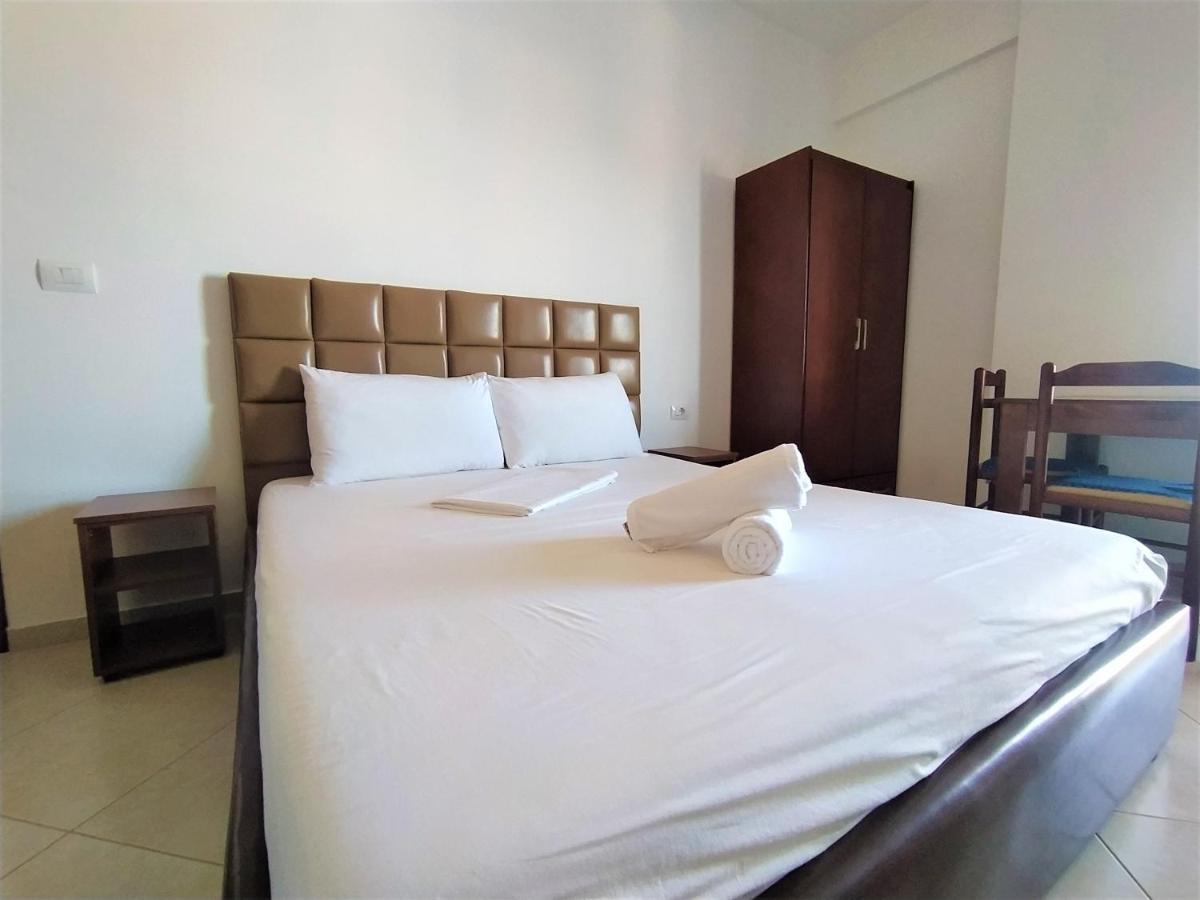 Ahmeti Rooms Ксамил Екстериор снимка