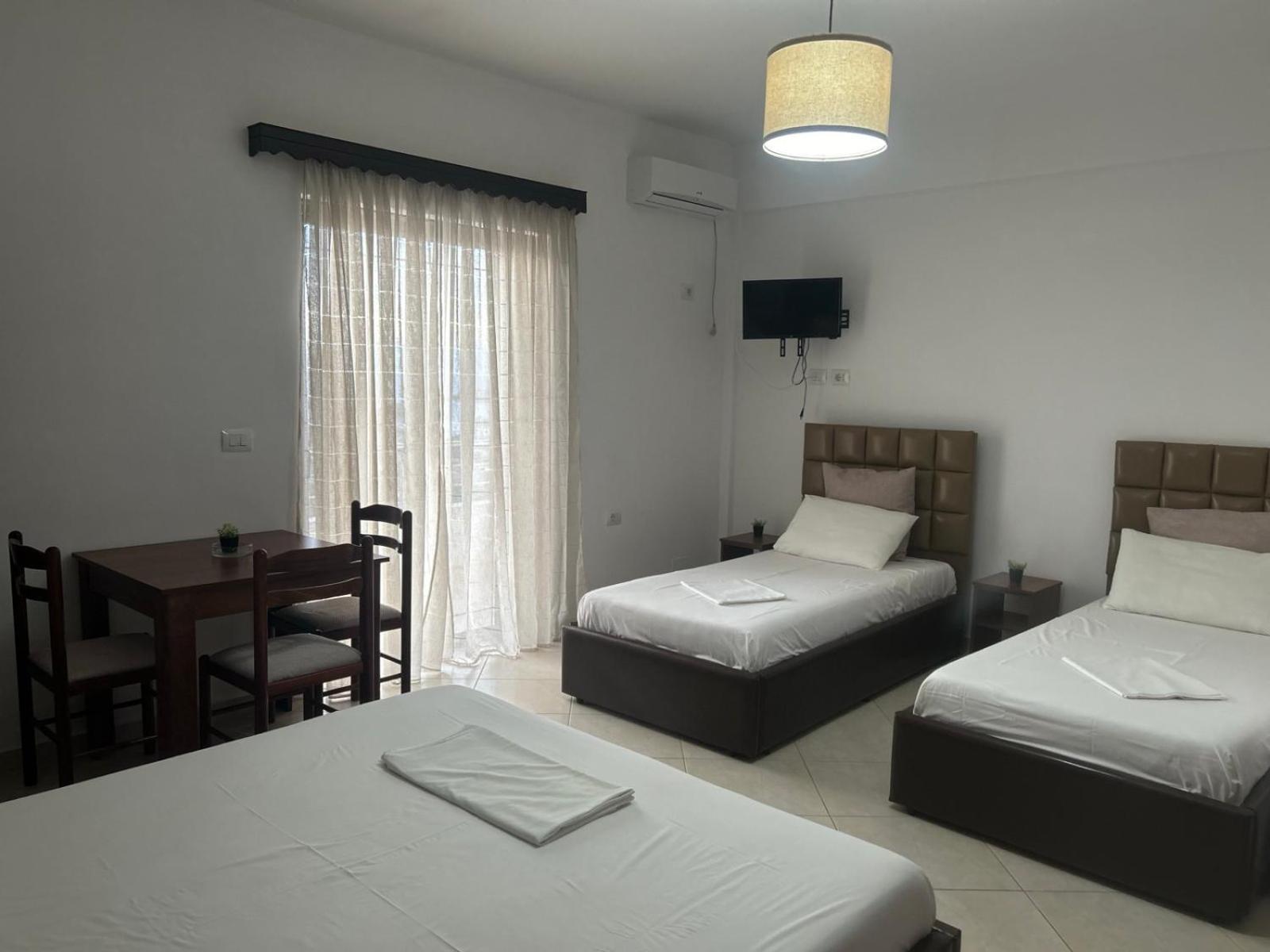 Ahmeti Rooms Ксамил Стая снимка