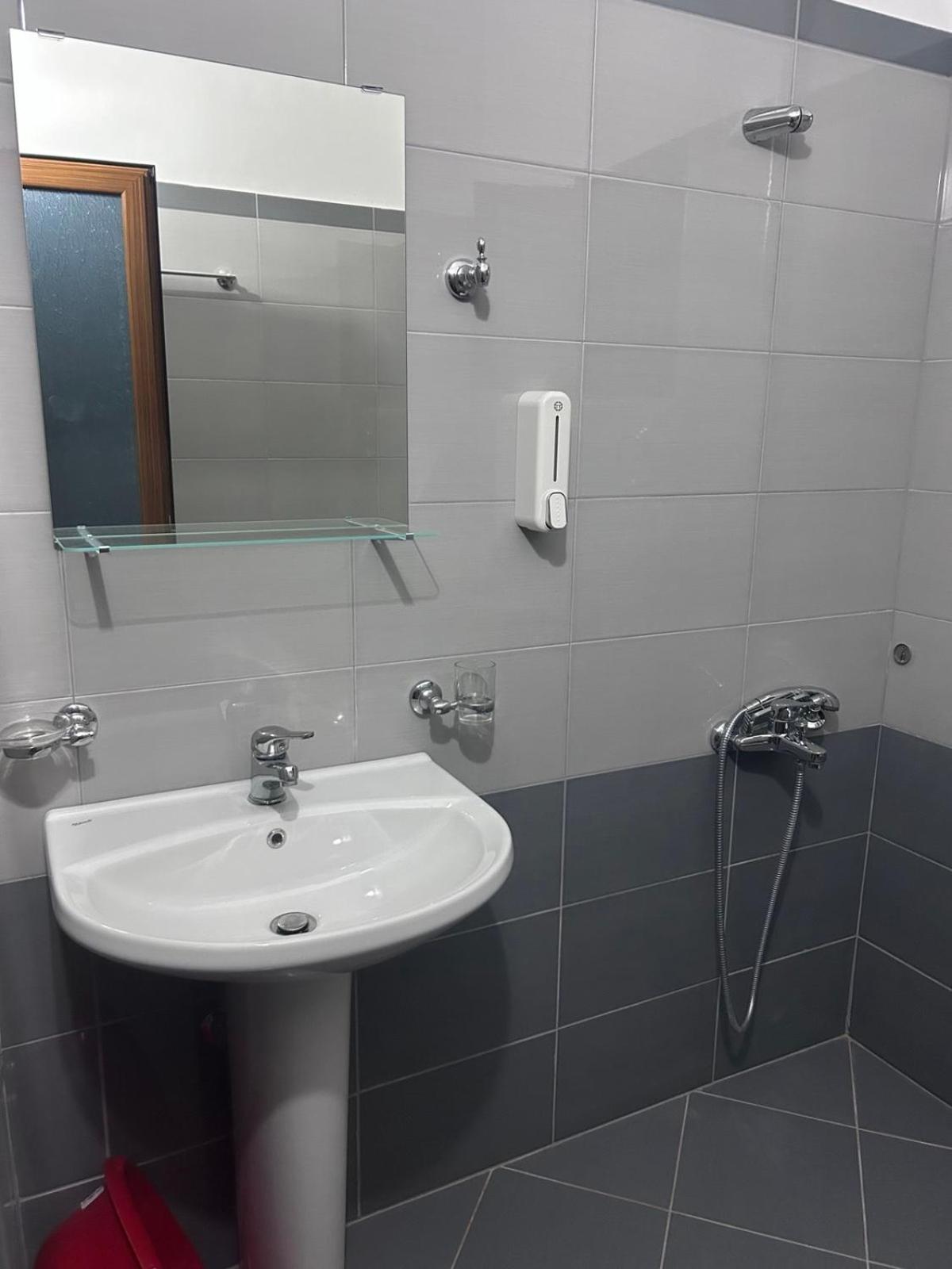 Ahmeti Rooms Ксамил Екстериор снимка